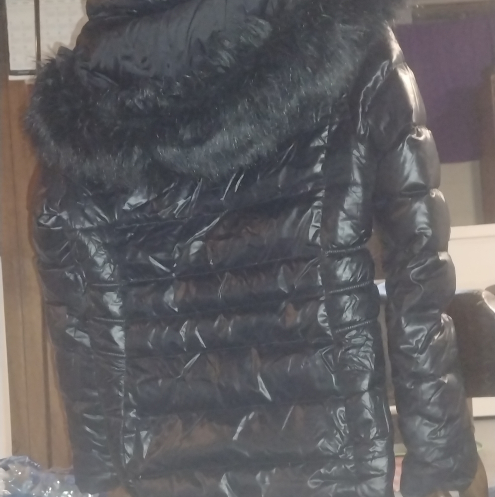 Med all black north face women's winter coat